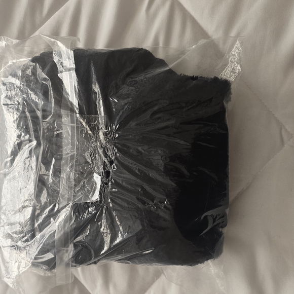 Black Knit Scarf and Gloves Set - Picture 4 of 5